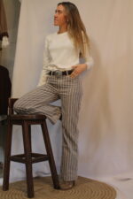 Pantalones Rayados Visón Con Blanco - Imagen 2