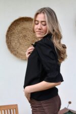 Blusa negra mannga 3/4 - Imagen 2