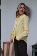 Blusa con corbata - Image 6