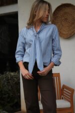 Blusa con corbata - Image 8