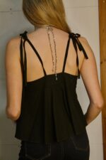 Top negro jacinta vuelos - Imagen 4